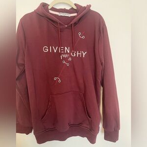 Used Givenchy Trompe L’oriel ring embellished sweatshirt. Xxl